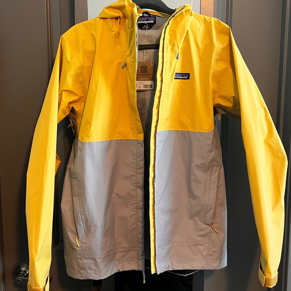 Patagonia Men’s Torrent Rain Jacket
